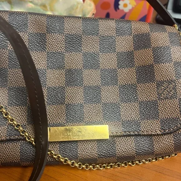 Louis Vuitton Favorite MM Damier Ebene Chain Handbag Brown - Picture 2 of 12